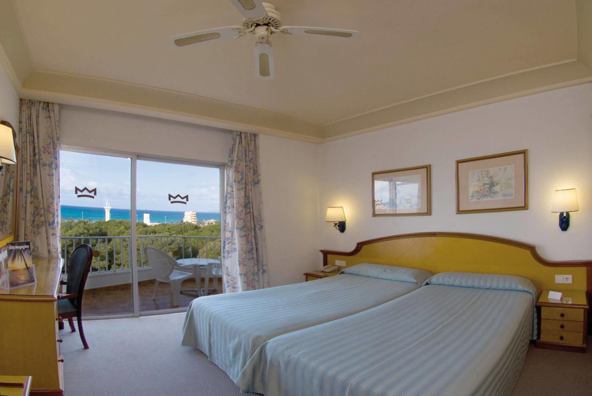 Hotel Riu Festival ปลายาเดปัลมา ภายนอก รูปภาพ